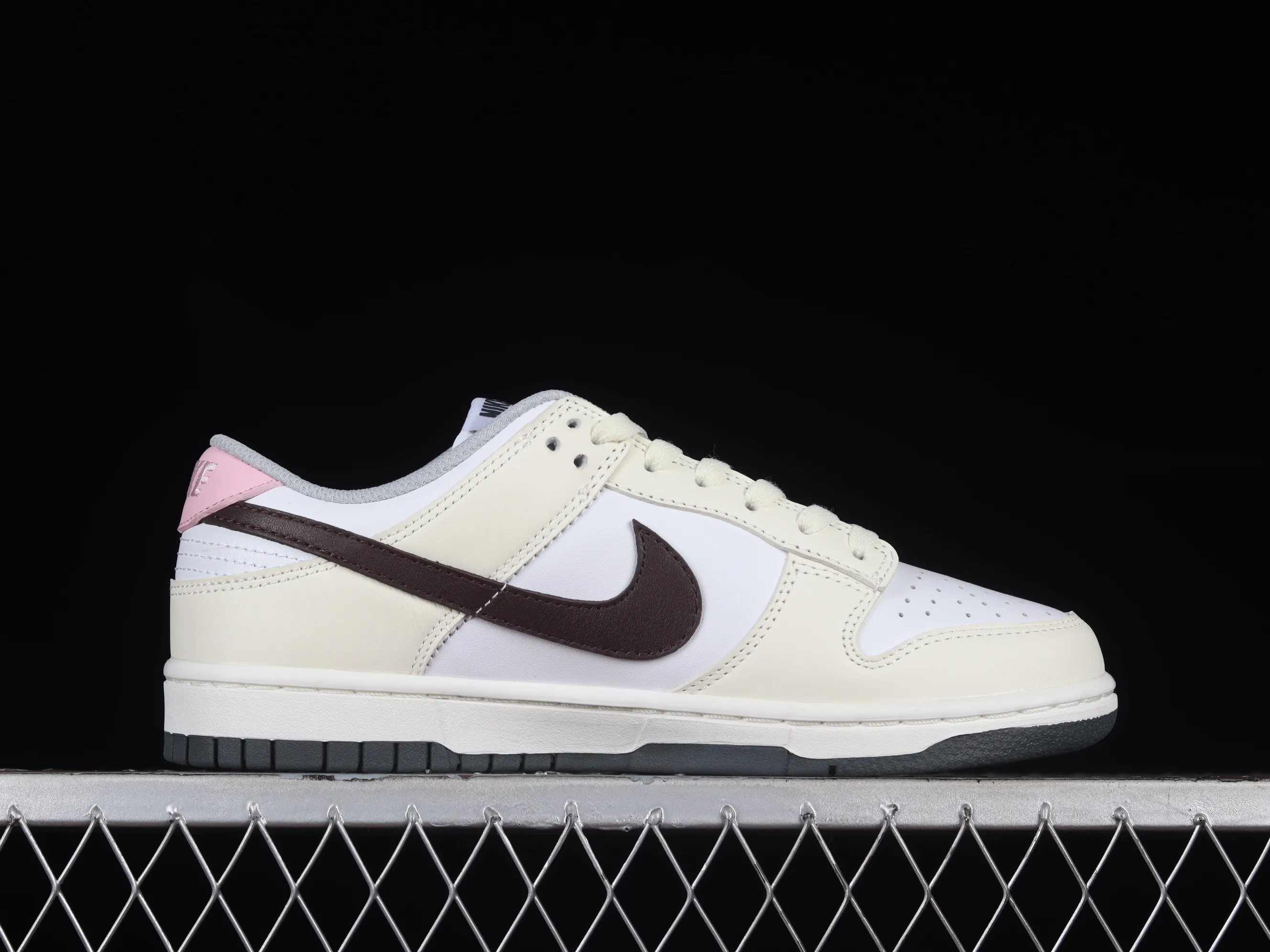 All categories Nk SB Dunk series Nk SB Dunk Low low-top sneakers Nk Dunk Low Valentine's Day limited SB low-top sports and leisure sneakers DD1503-117